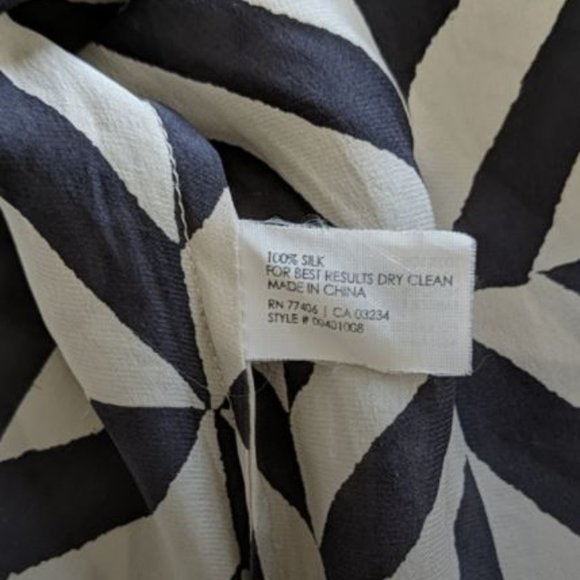 Club Monaco 100% Silk Ruffle Blouse XS - Picture 2 of 5